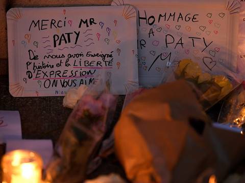 Francia ofrecerá un homenaje al profesor decapitado luego de una clase de libertad de expresión