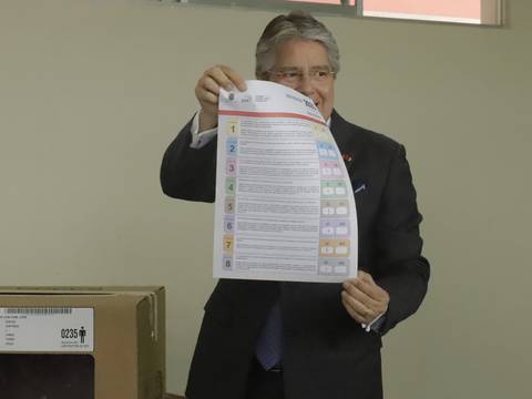 Consejo Nacional Electoral proclama resultados definitivos del referéndum y el No ganó en las ocho preguntas propuestas por Guillermo Lasso
