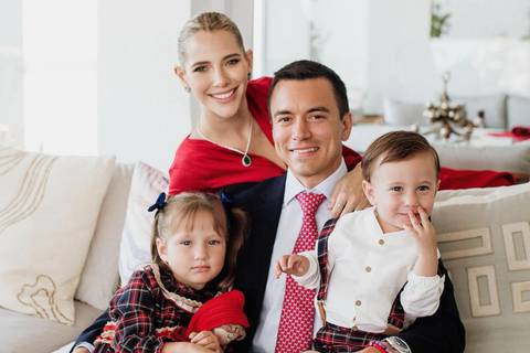 Lavinia Valbonesi y el presidente Daniel Noboa celebran su segunda Navidad en familia 