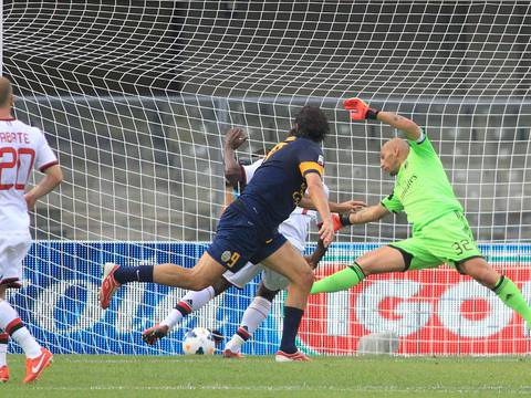 Hellas Verona sorprendió 2-1 al AC Milan en el inicio de la Liga italiana 
