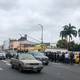 Con policías, Gobernación del Guayas despejó la avenida Machala