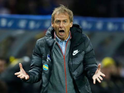 Jürgen Klinsmann pierde ante el Borussia Dortmund en su debut como DT del Hertha de Berlín