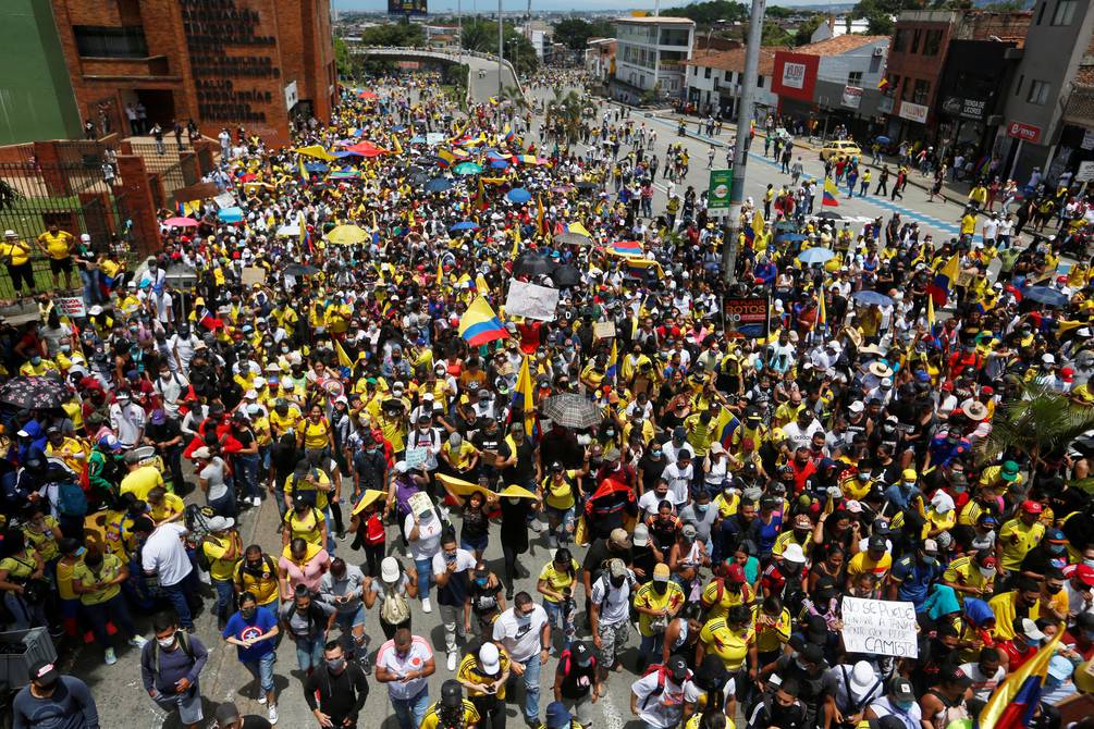 Oposición y organizaciones civiles piden a Iván Duque parar violencia en  protestas en Colombia | Internacional | Noticias | El Universo