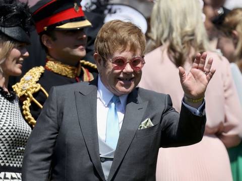 Manuscrito de tema de Elton John irá a subasta