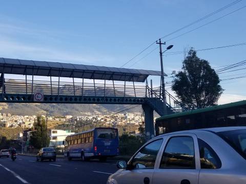 Alianza estratégica y financiamiento: el mecanismo para impulsar solución vial Quito-valle de los Chillos para reducir tiempo de viaje