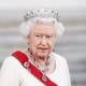 No hay posibilidades de que Isabel II abdique, considera especialista sobre la realeza