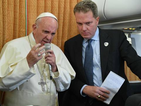 El Vaticano condena abusos de sacerdotes en Pensilvania