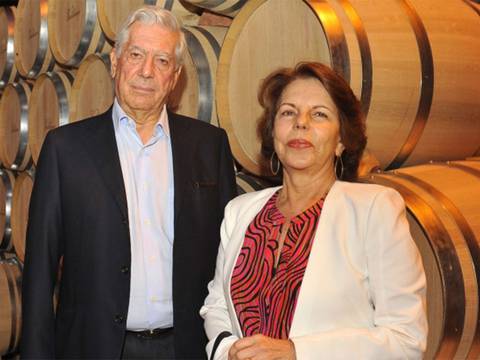 ¿Mario Vargas Llosa y su exesposa se reconcilian? El Premio Nobel olvida a Isabel Preysler y reaparece con Patricia Llosa en París para celebrar el ingreso a la Academia Francesa
