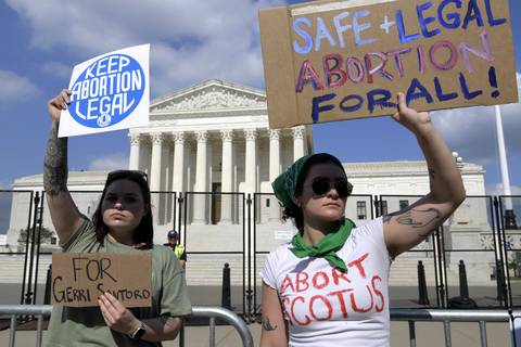 El Gobierno de Joe Biden apoyará a las mujeres que acudan a abortar a otro estado