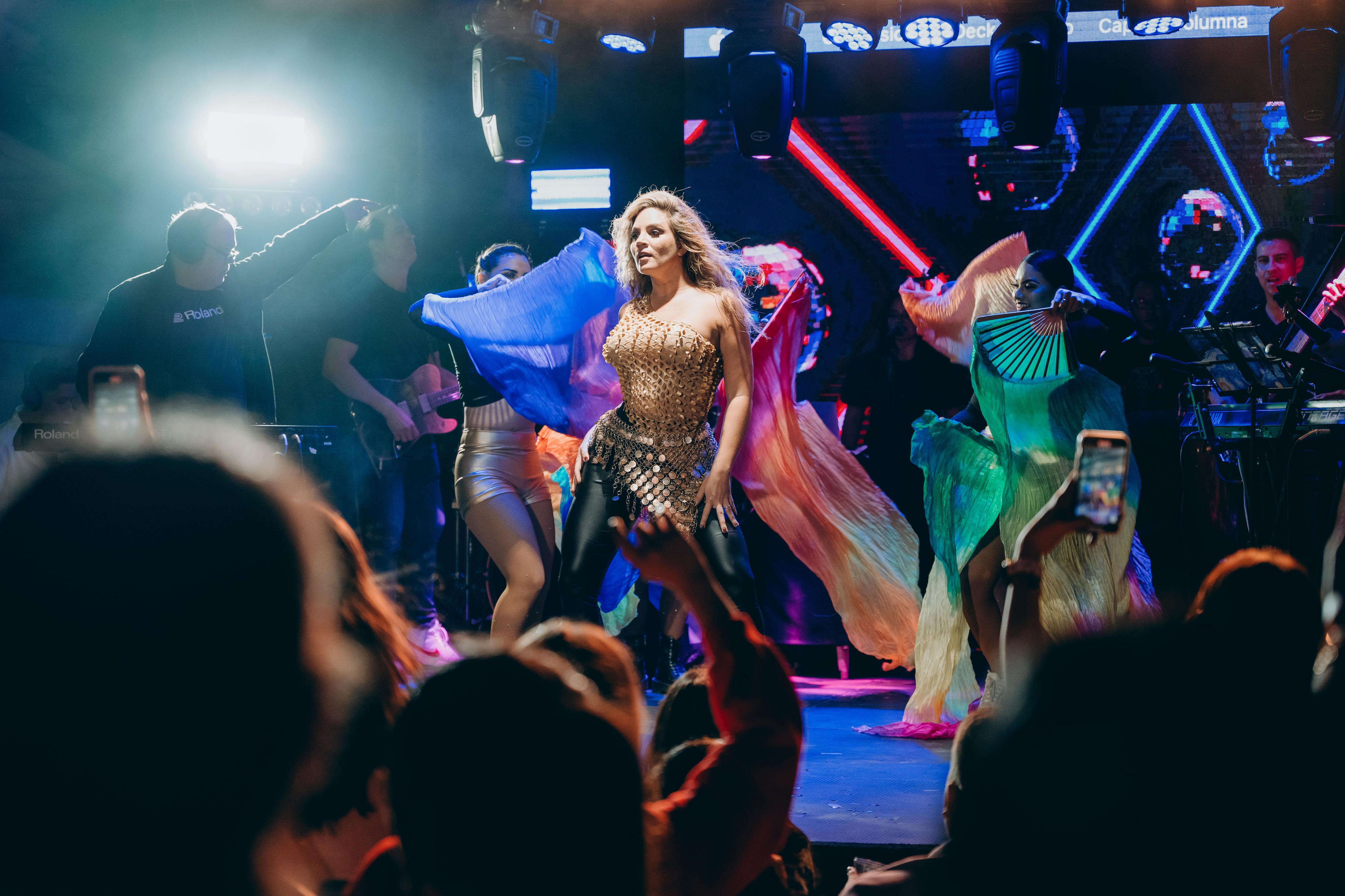 ¡A corear y bailar lo mejor de la música milenial! María Gracia Viteri presenta ‘Fiesta POP’ este 29 de julio
