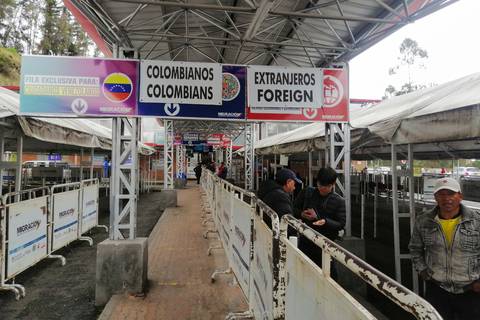 Detienen en Colombia a once personas de una red de tráfico de migrantes