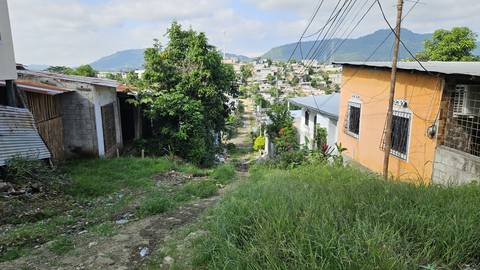‘De las 80.000 casas que hay en Nueva Prosperina calculamos que unas 4.000 han sido tomadas por las bandas’