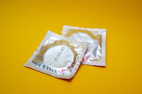 Preservativos más caros: el impacto inesperado de la crisis en el estrecho de Ormuz