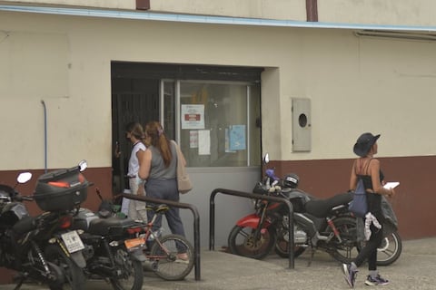 ‘Nunca pensé que fuera dengue’: pacientes llevan a niños y familiares a recibir atención por sintomatología similar a esta enfermedad