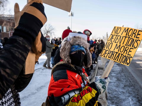 Consulado de Ecuador en Minneapolis acompaña caso migratorio de menor ecuatoriano