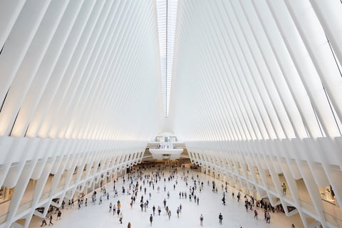 Policía de Nueva York evacuó estación de tren del World Trade Center por paquete sospechoso