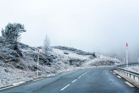 Un millón de personas podrían quedar varadas este fin de semana en Estados Unidos: lluvia helada afectará los viajes