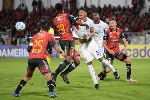 ‘Estoy satisfecho con lo hecho’, dice Jorge Célico, DT del Deportivo Cuenca, tras el empate con San Lorenzo en Copa Sudamericana