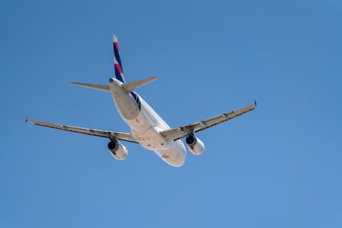Latam Airlines Perú suspende el inicio de la ruta Lima-Orlando por cobro adicional en aeropuerto Jorge Chávez
