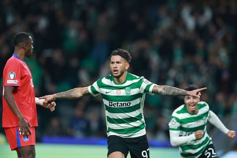 Sporting de Lisboa se impone en Champions al PSG, de Willian Pacho, con doblete del colombiano Luis Suárez
