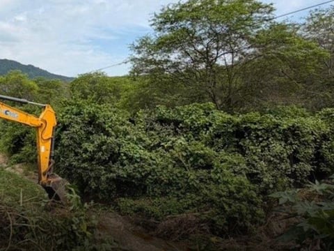 Comienzan arreglos en la vía Portoviejo – Montecristi: obra cuenta con una inversión de $ 1,6 millones