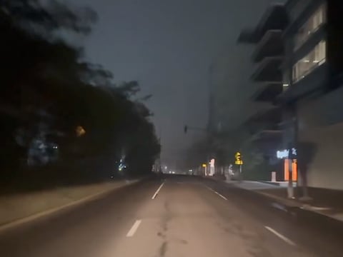 Corte inesperado de luz se reporta en varios sectores de Quito este viernes, 31 de octubre