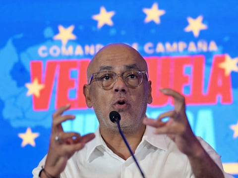 Gobierno de Nicolás Maduro: “Venezuela se defenderá y luchará ante una eventual agresión por tierra, cielo o mar”