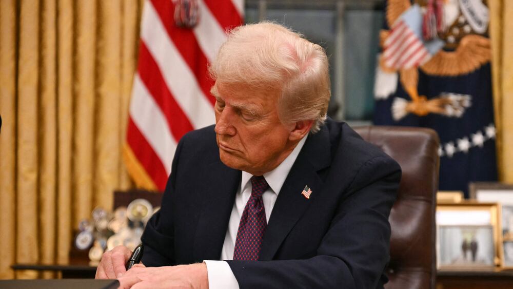 Donald Trump indulta a los encausados por el asalto al Capitolio | Internacional | Noticias | El Universo