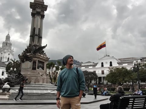 Coco Maggio está en Ecuador: el actor argentino prueba el locro, el helado de paila y el tigrillo