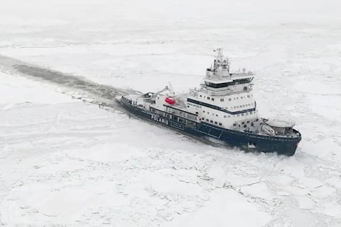 Por qué EE.UU. está comprando rompehielos de Finlandia en medio de la disputa sobre Groenlandia