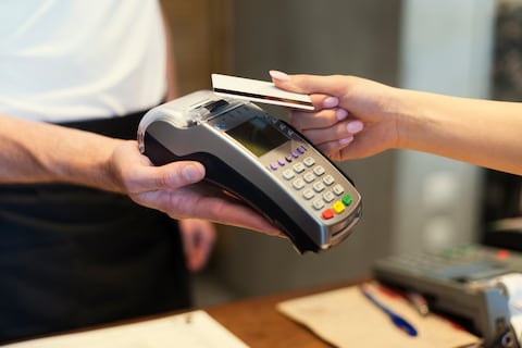 Top 13 de los bancos privados con mayor concentración en créditos de consumo en Ecuador