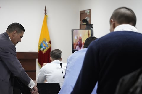 Fiscalía fundamentará acusación por delincuencia organizada contra expresidente Abdalá Bucaram, su hijo Jacobo y otras dos personas en más de 40 testigos y peritos