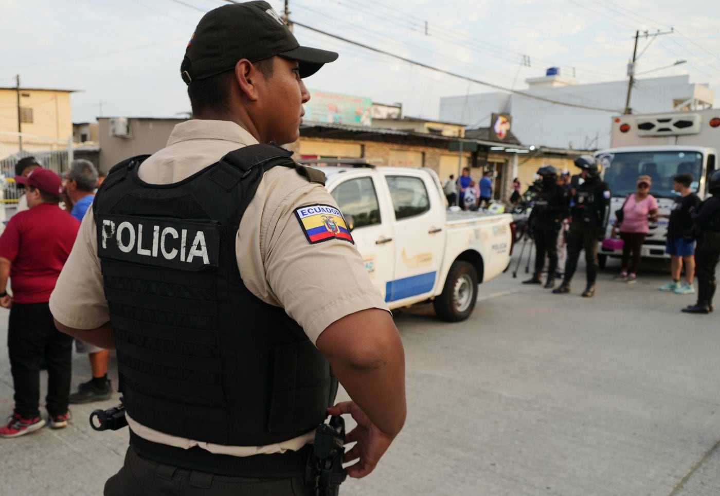 Seguimiento, hotel y pago de $ 200: el rol de los dos detenidos por el  asesinato de Mario Pineida | Ecuador | Noticias | El Universo