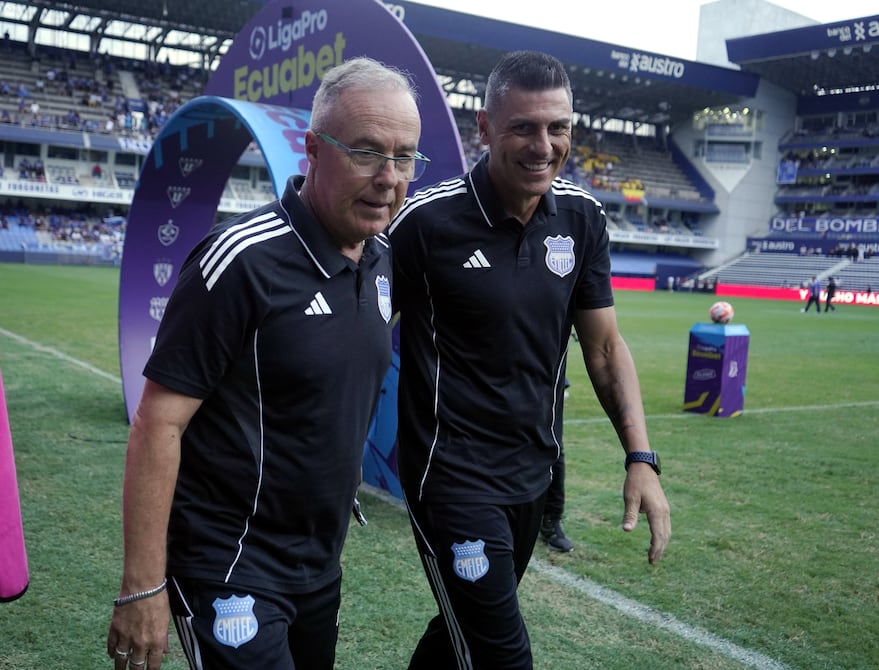 ‘Tenemos la imposibilidad de generar goles de local, en el arranque del partido tuvimos 3 o 4 situaciones muy claras’: Jorge Célico, DT de Emelec luego de la derrota ante Aucas por la fecha 12 de la Liga Pro