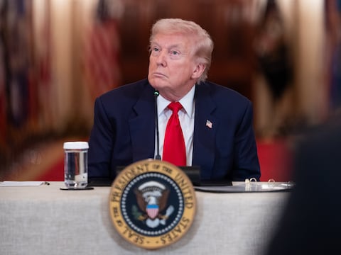 Trump asistirá al traslado de los cuerpos de seis soldados de EE. UU. muertos en Kuwait