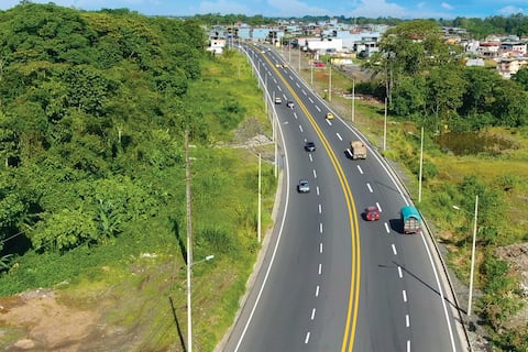 Luz verde para ampliación a cuatro carriles de la vía Alóag-Santo Domingo en el tramo tsáchila