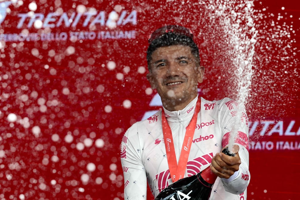 ¿A qué hora compite Richard Carapaz en la etapa 12 del Giro de Italia 2025?