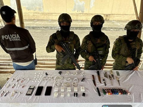 En la cárcel de Portoviejo decomisan teléfonos celulares, máquina tatuadora inalámbrica y tintas profesionales