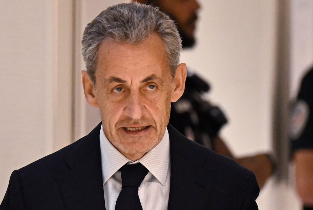 La justicia francesa condena a 5 años de prisión al expresidente Nicolas Sarkozy