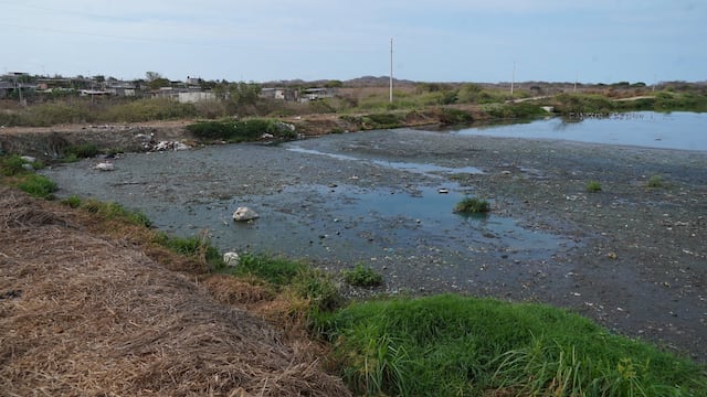 ‘Pasamos encerrados para que no entre toda esa hediondez’: Lagunas de oxidación de Playas operan en condición de “colapso” y se dictó emergencia