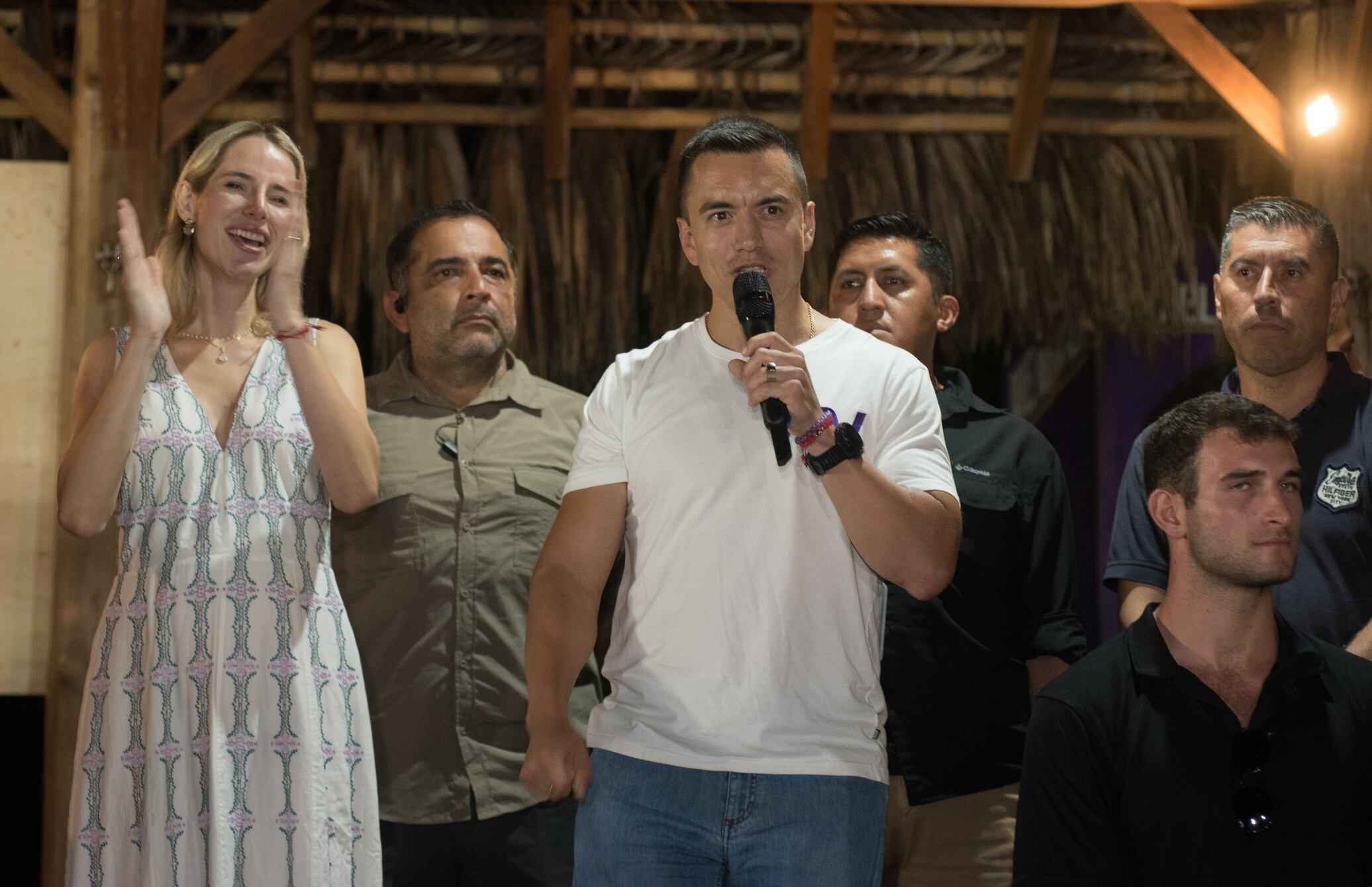 Baja riesgo país tras triunfo de Daniel Noboa, una ‘tibia’ reacción del ...