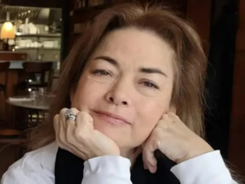 La mujer que se encogió casi 30 centímetros por una rara enfermedad