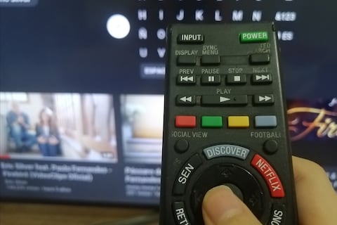 Casi un millón de clientes han dejado el servicio de televisión pagada en Ecuador, en siete años