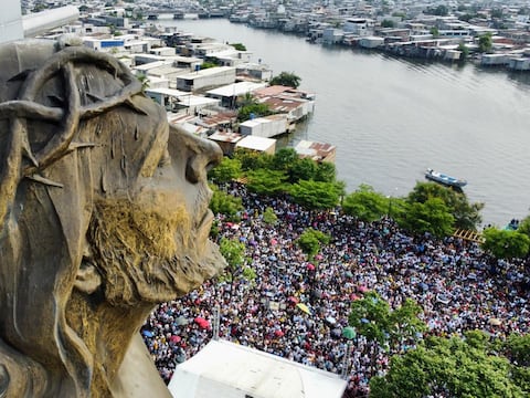 Cristo del Consuelo: las imágenes de una multitudinaria manifestación de fe en Guayaquil