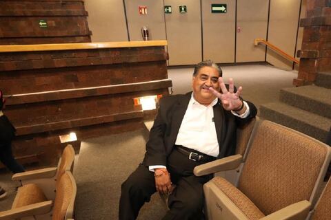 “Me han hecho bullying”: se le caen los pantalones a diputado mexicano cuando daba un discurso y denuncia “falta de respeto” ante el percance que vivió en público