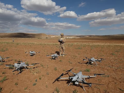 Fuerzas de Operaciones Especiales de Estados Unidos invierten en drones: Pentágono anuncia competición entre 25 empresas para desarrollar la industria