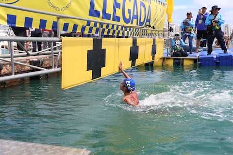 Dominio tricolor en la XIX Copa del Pacífico 2025 de aguas abiertas en Salinas