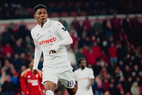 Nilson Angulo destaca con dos asistencias en la victoria de Anderlecht por la Belgian Pro League