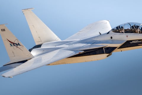 Fuerza Aérea de Estados Unidos dona a la NASA dos aviones F-15 retirados: aumentan capacidades de investigación de vuelo supersónico