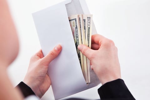 Si trabajó hasta este día recibirá completo el décimo tercer sueldo